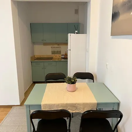 Middle Old Town Apartament Bucureşti