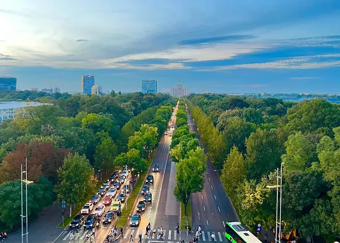 Middle Old Town Апартаменты Бухарест